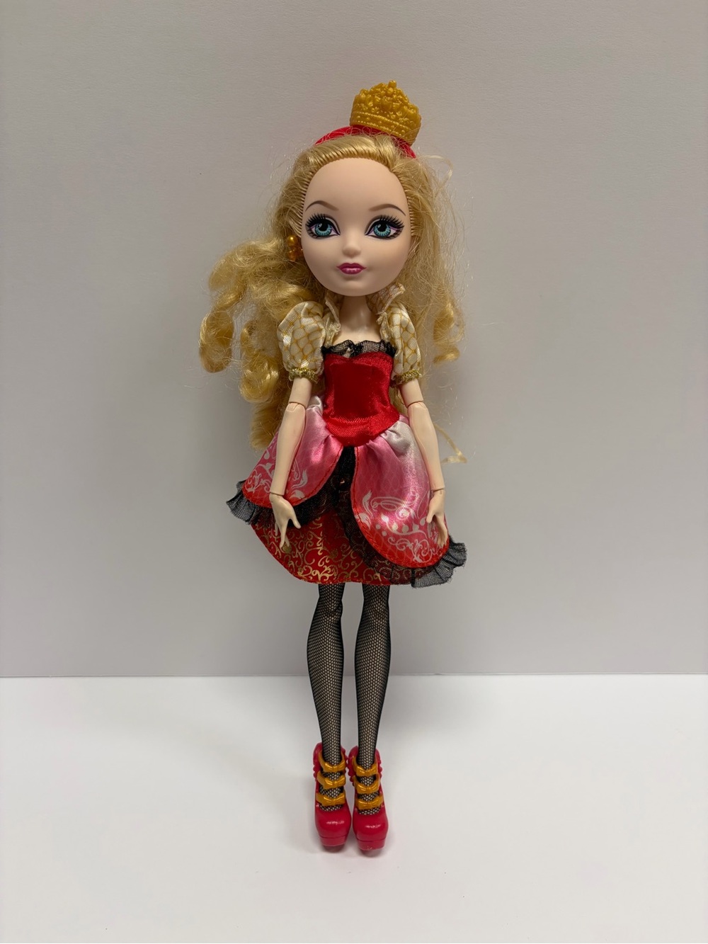 First Wave Apple White Ever After High